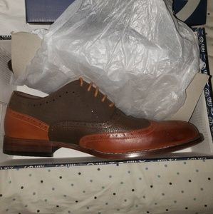 Dress shoes